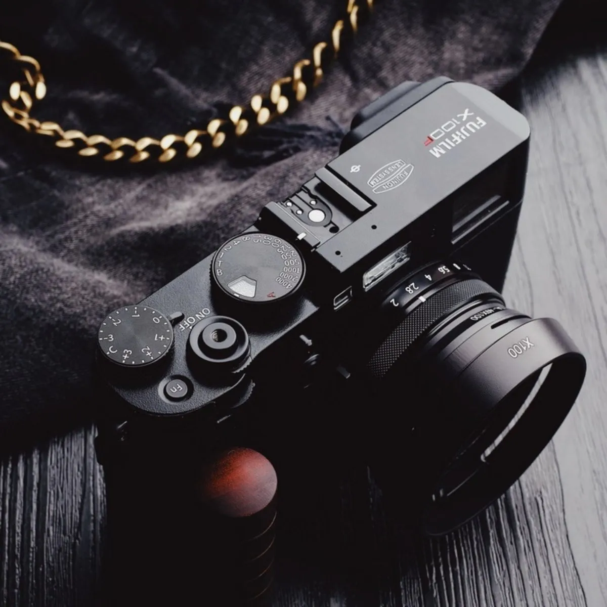 Fujifilm X-100F Rounded Hand Grip (X100F)