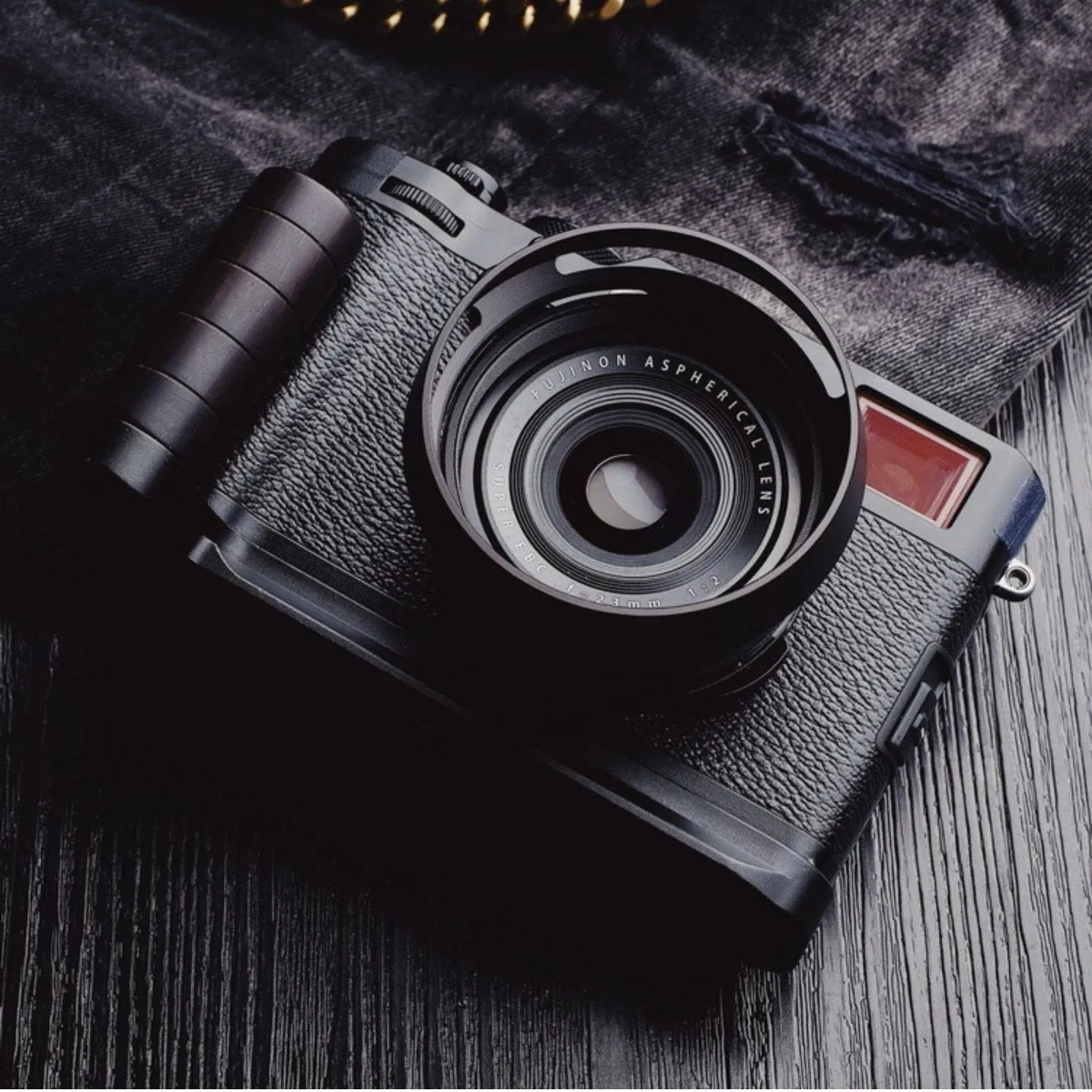 Fujifilm X-100F Rounded Hand Grip (X100F)