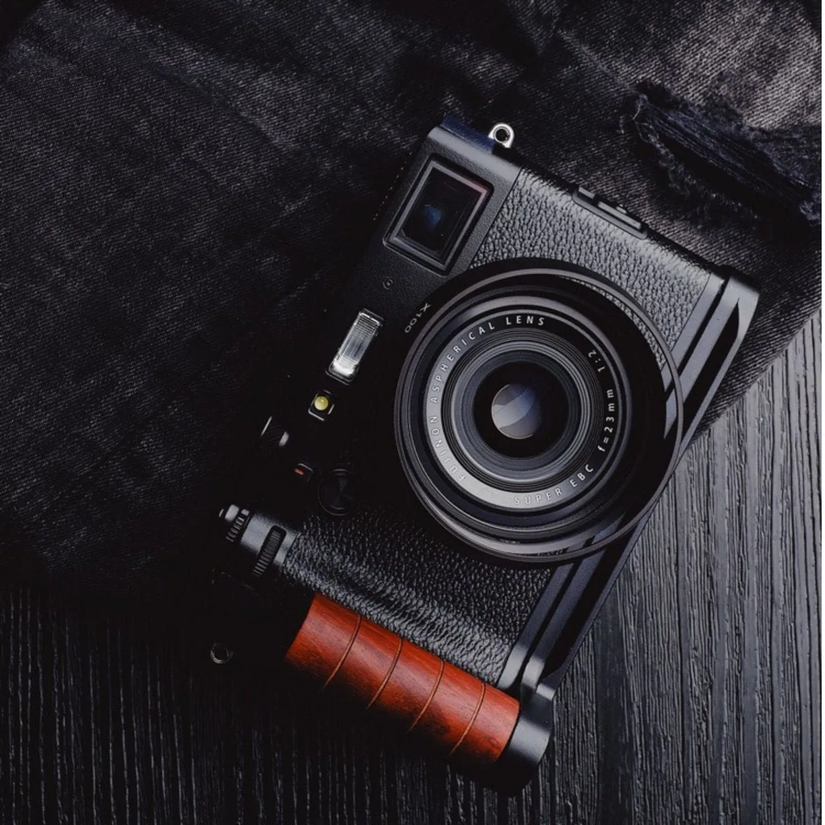 Fujifilm X-100F Rounded Hand Grip (X100F)